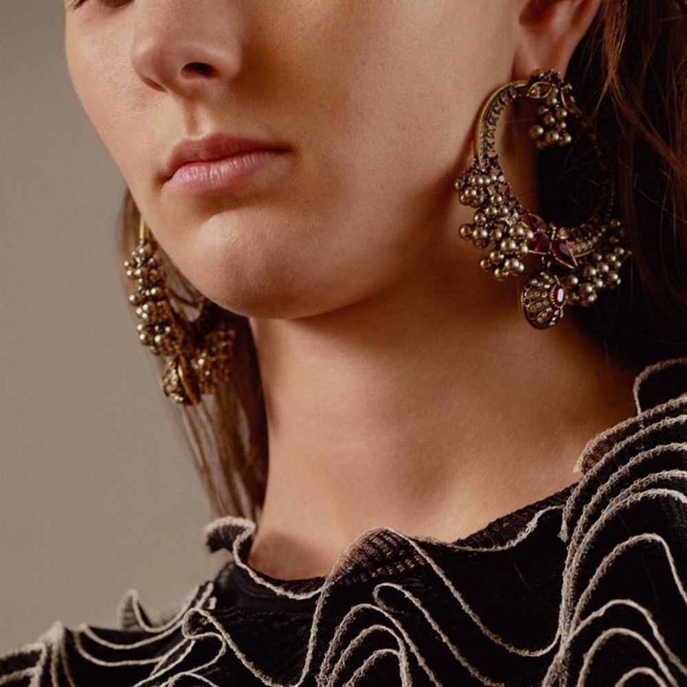 Alexander McQueen Gold Plated Swarovski Runway Earrings - Picture 5 of 15